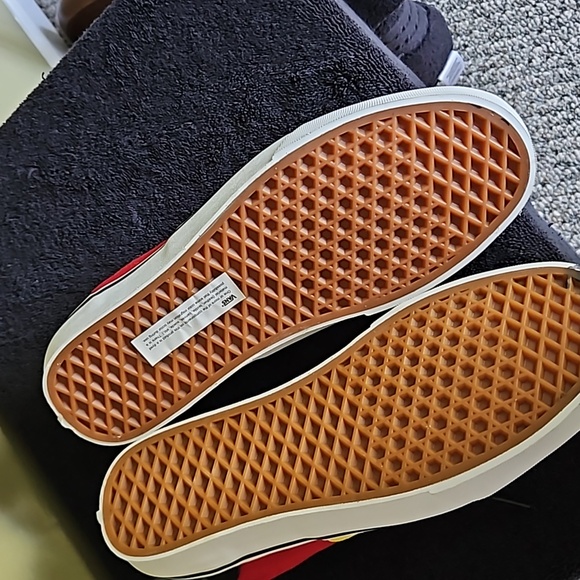 NWOT VANS COLOR BLOCK SNEAKERS - Picture 8 of 9